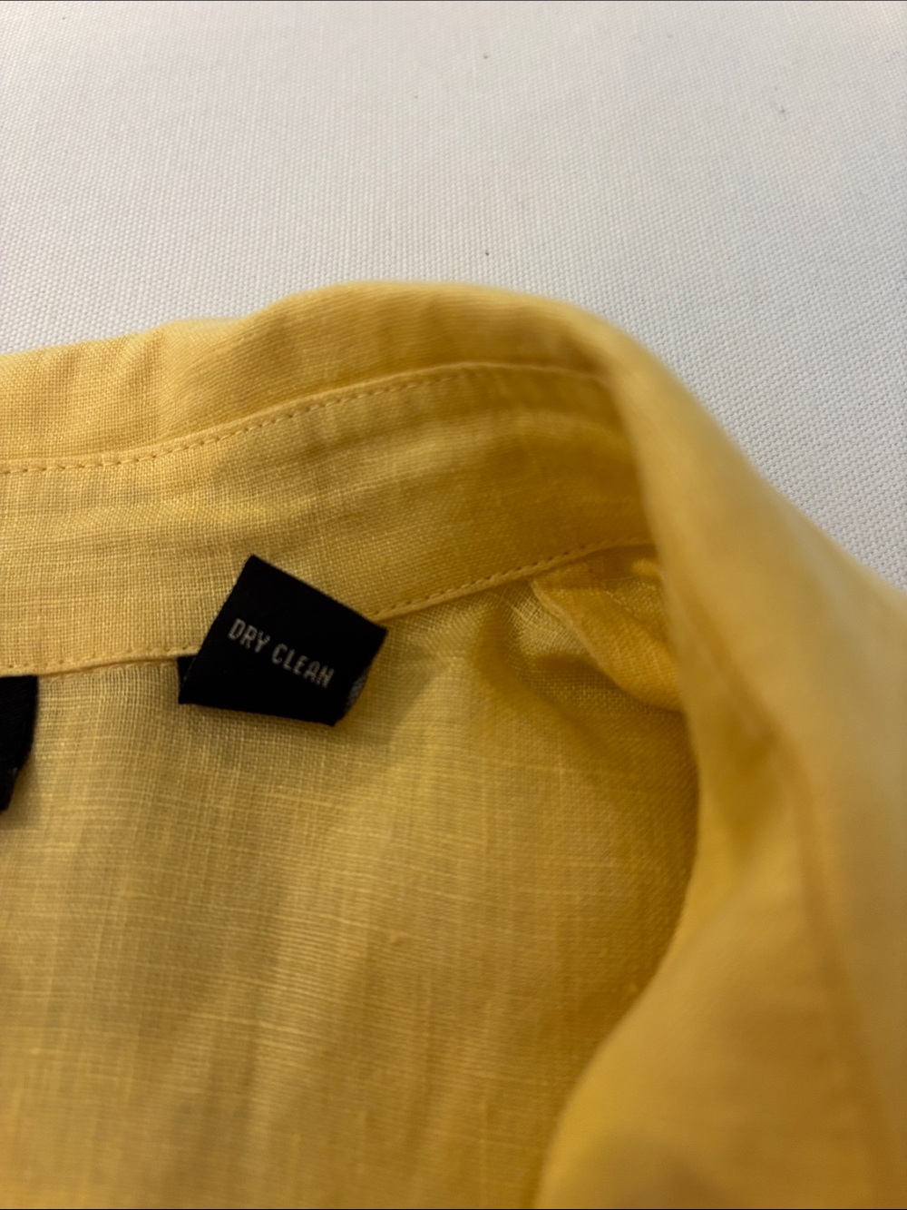 Women’s Yellow Sleeveless Collared Wrap Tie Linen Blouse by Valerie Stevens. L - Picture 6 of 8